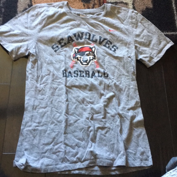 mens small nike shirts